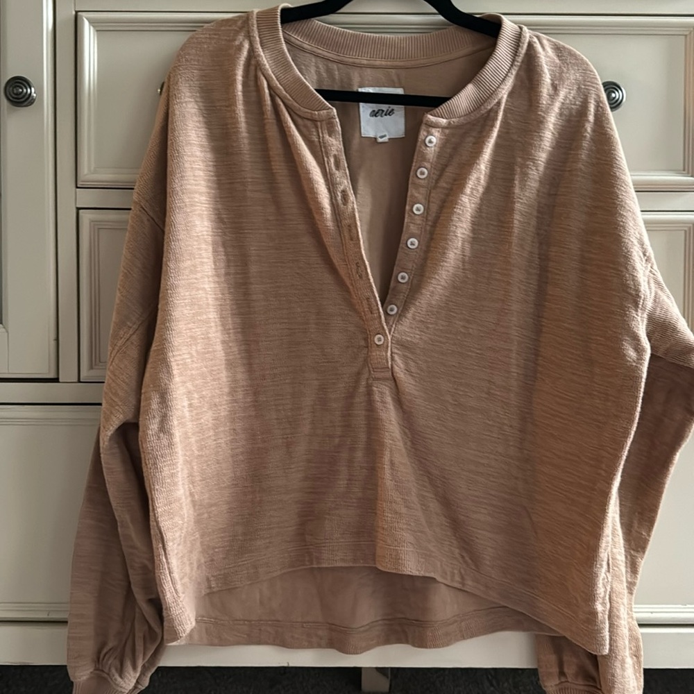Aerie Henley